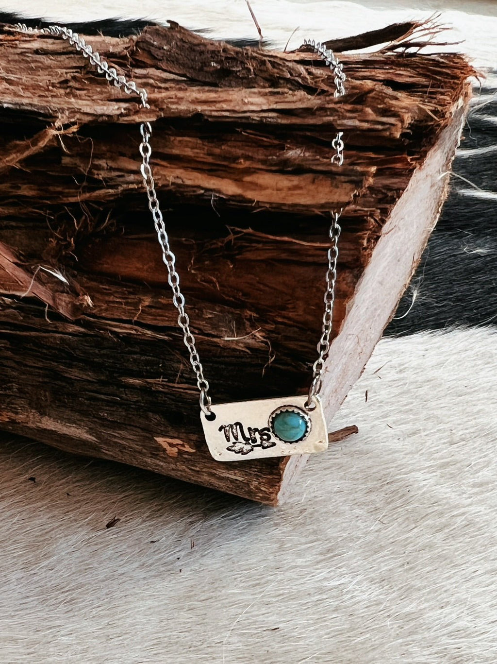 Mrs. Turquoise Necklace | gussieduponline