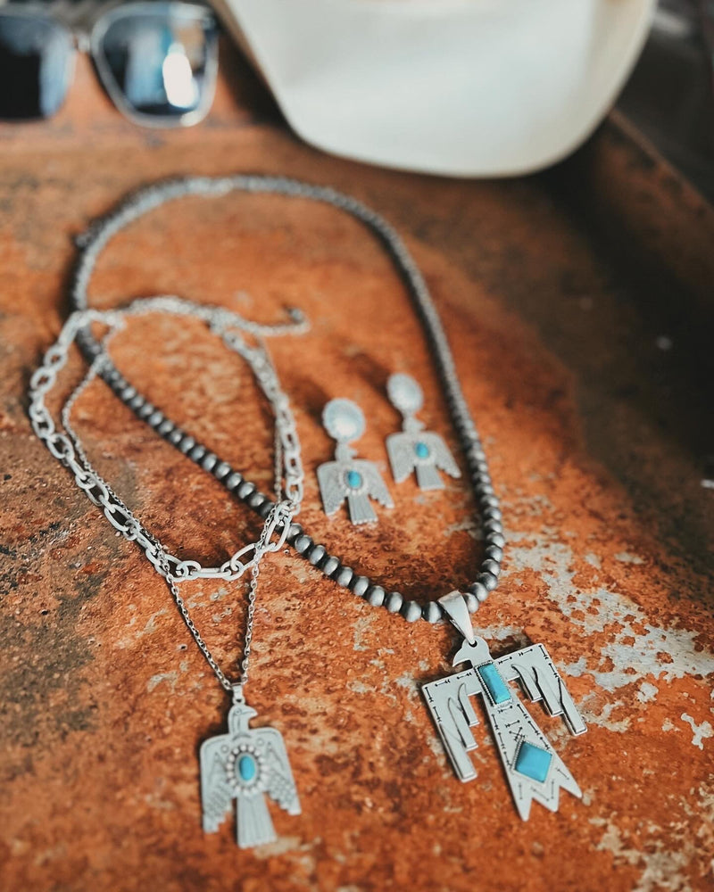 Big Thunderbird Turquoise Necklace | gussieduponline