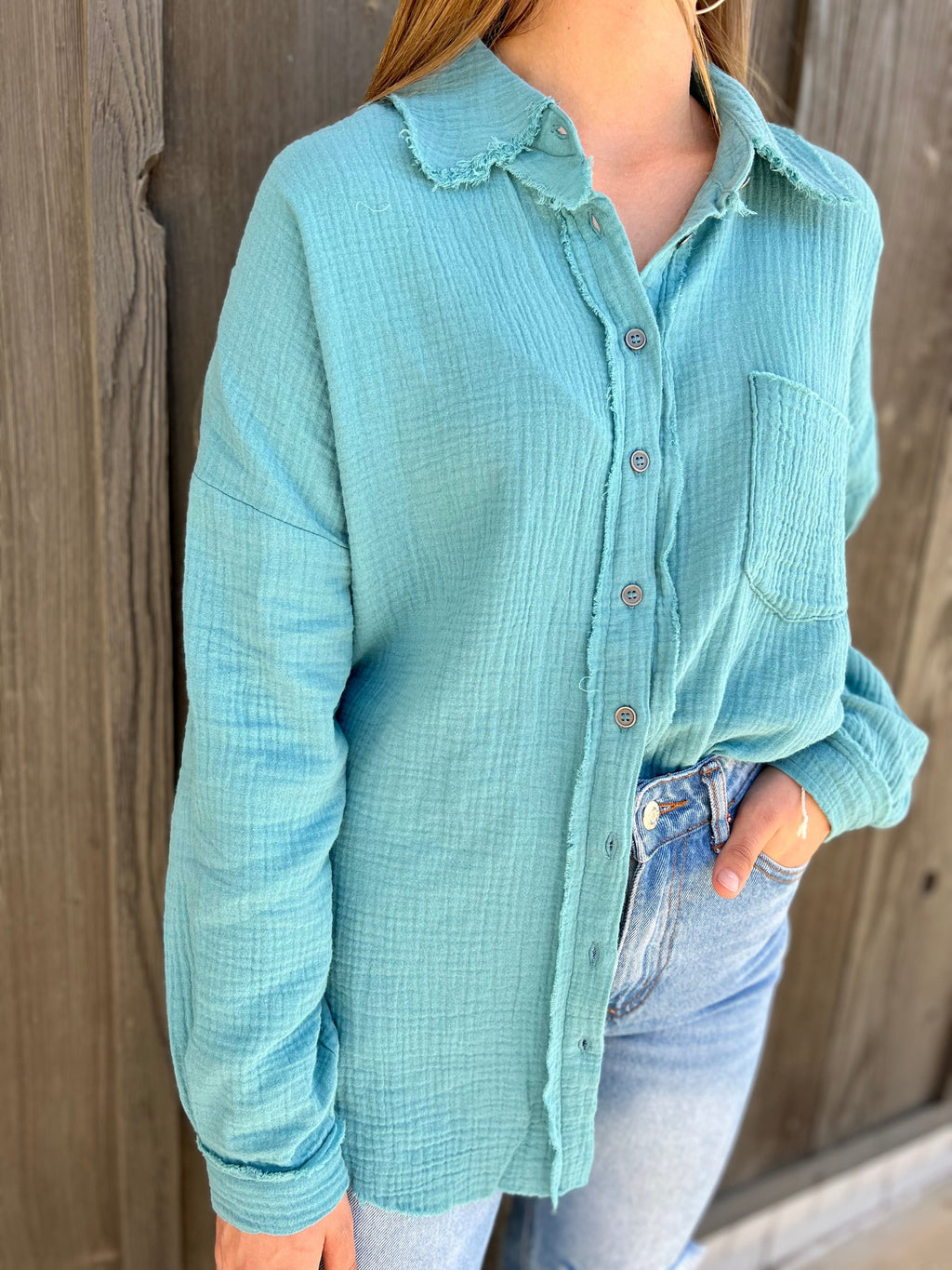 In Her Teal Gaze Top | gussieduponline