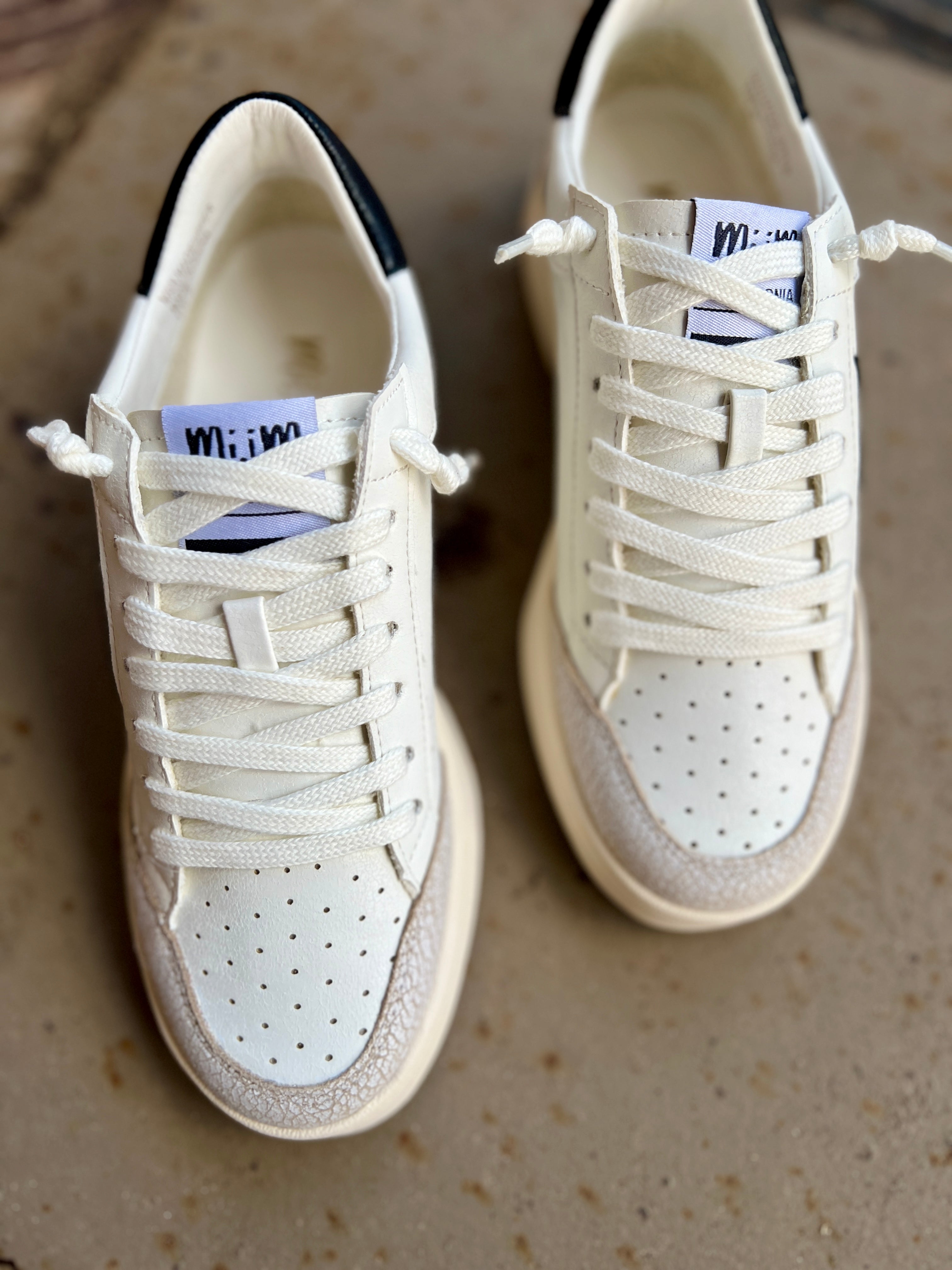 Vintage Havana Juniper newest Sneaker