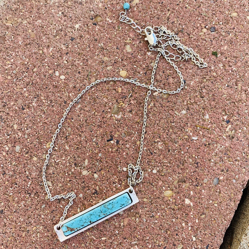 Walk The Line Turquoise Necklace | gussieduponline