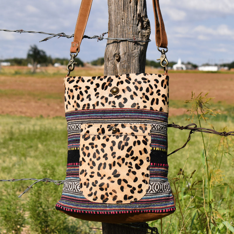 Southwestern Spotted Hobo Bag* | gussieduponline