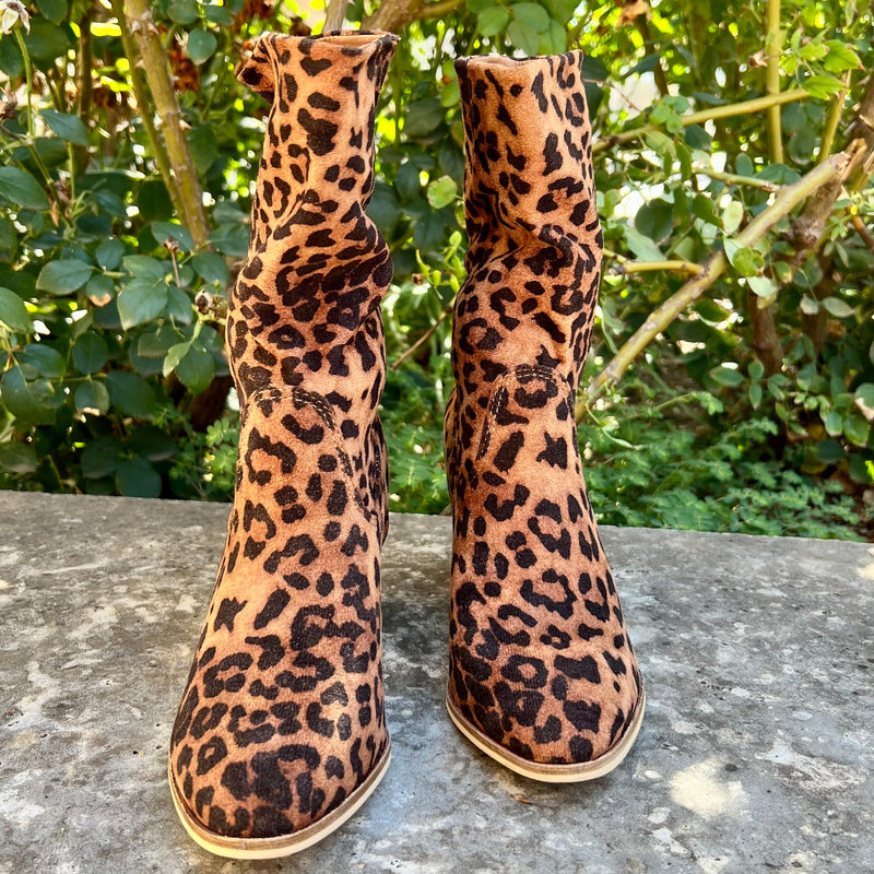 Leopard Steppin' Boots* | gussieduponline